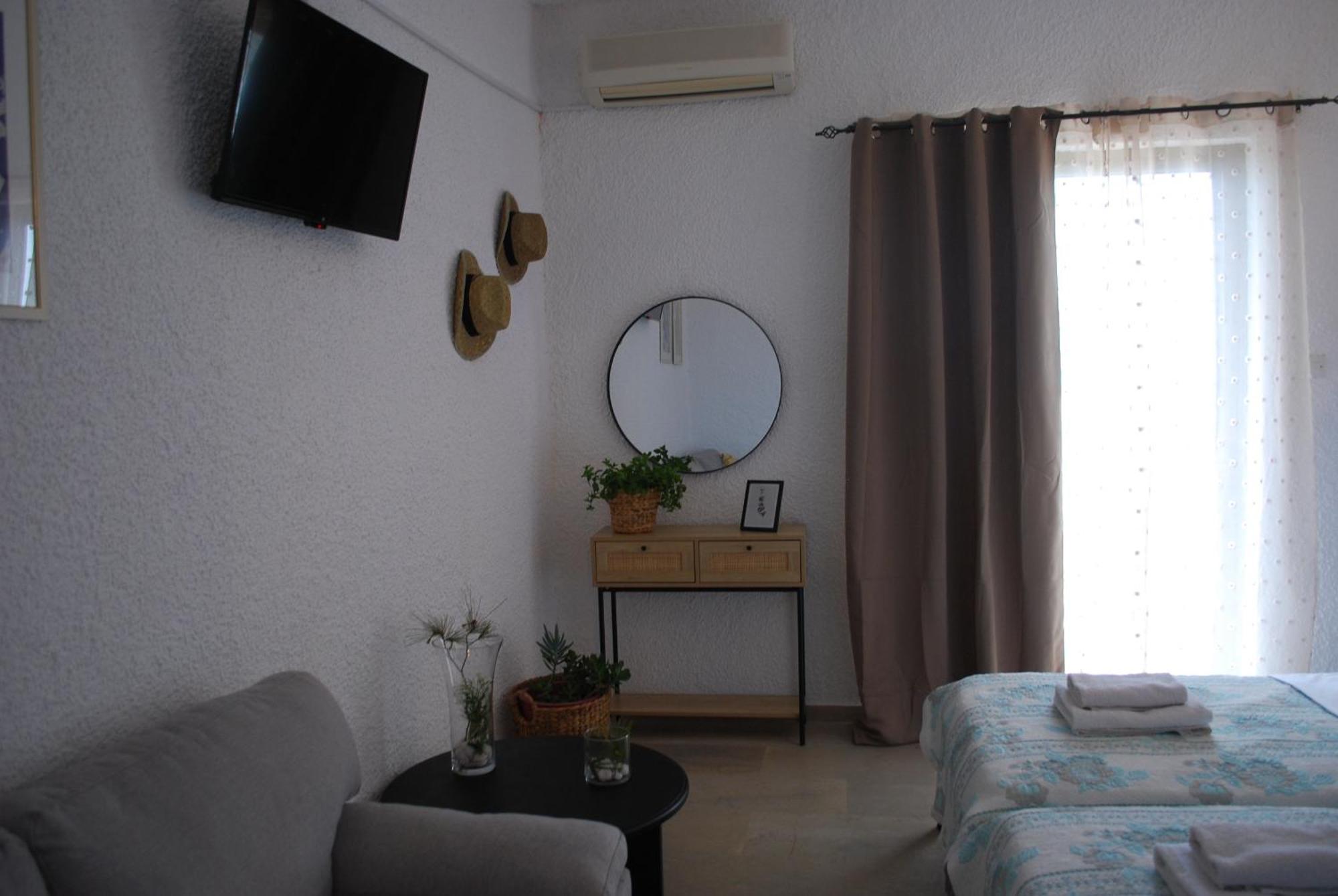 Sunset Rooms Agia Marina  Екстер'єр фото