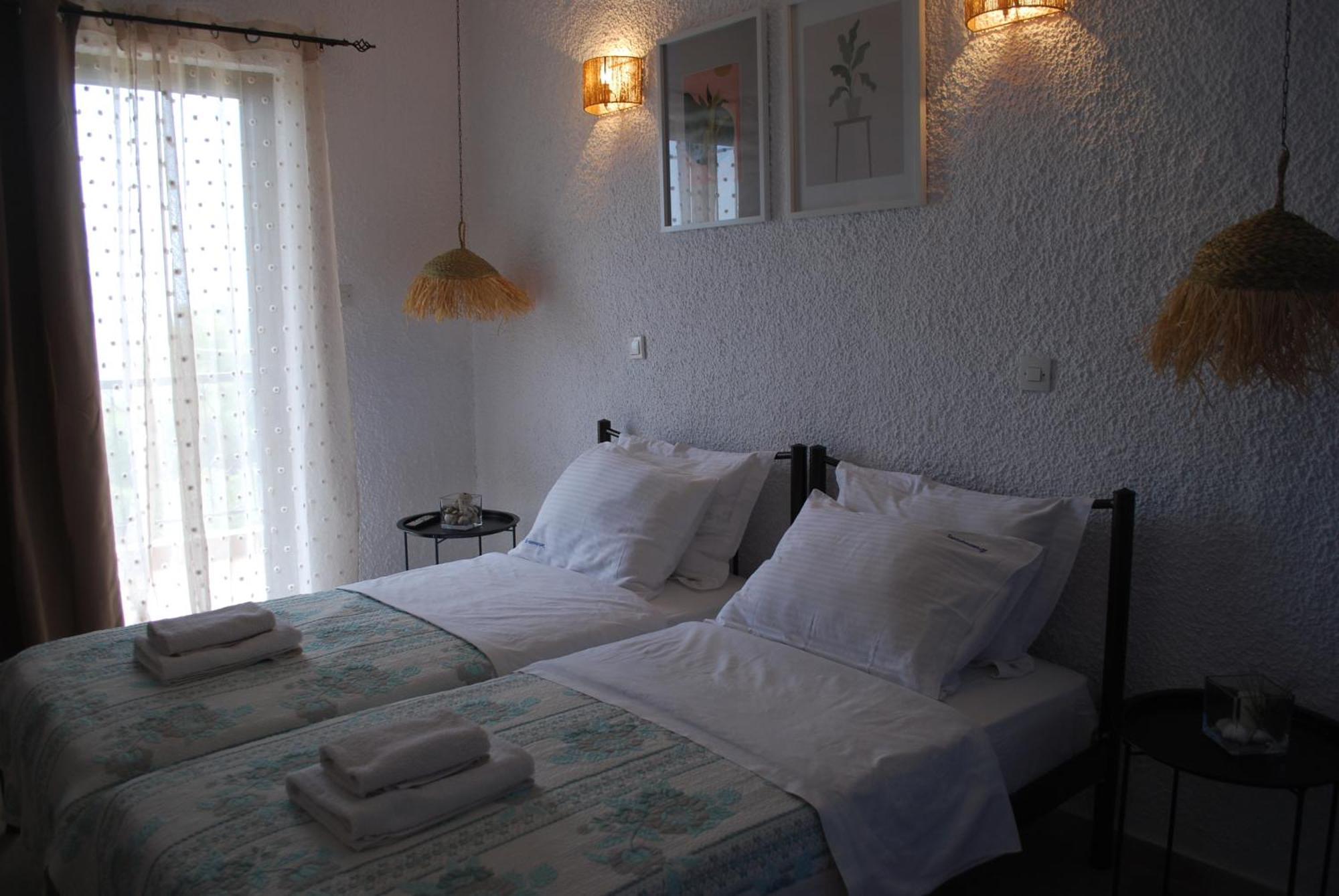 Sunset Rooms Agia Marina  Екстер'єр фото